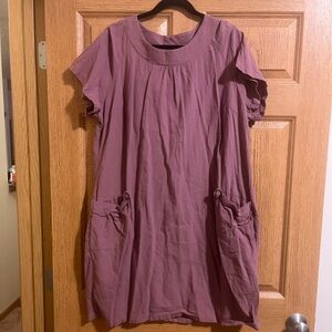 Mauve linen dress with pockets